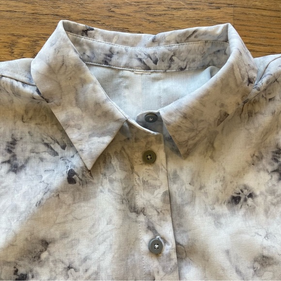 Womens Lululemon Full Day Ahead Short Sleeve Shirt size 8 - Picture 6 of 8